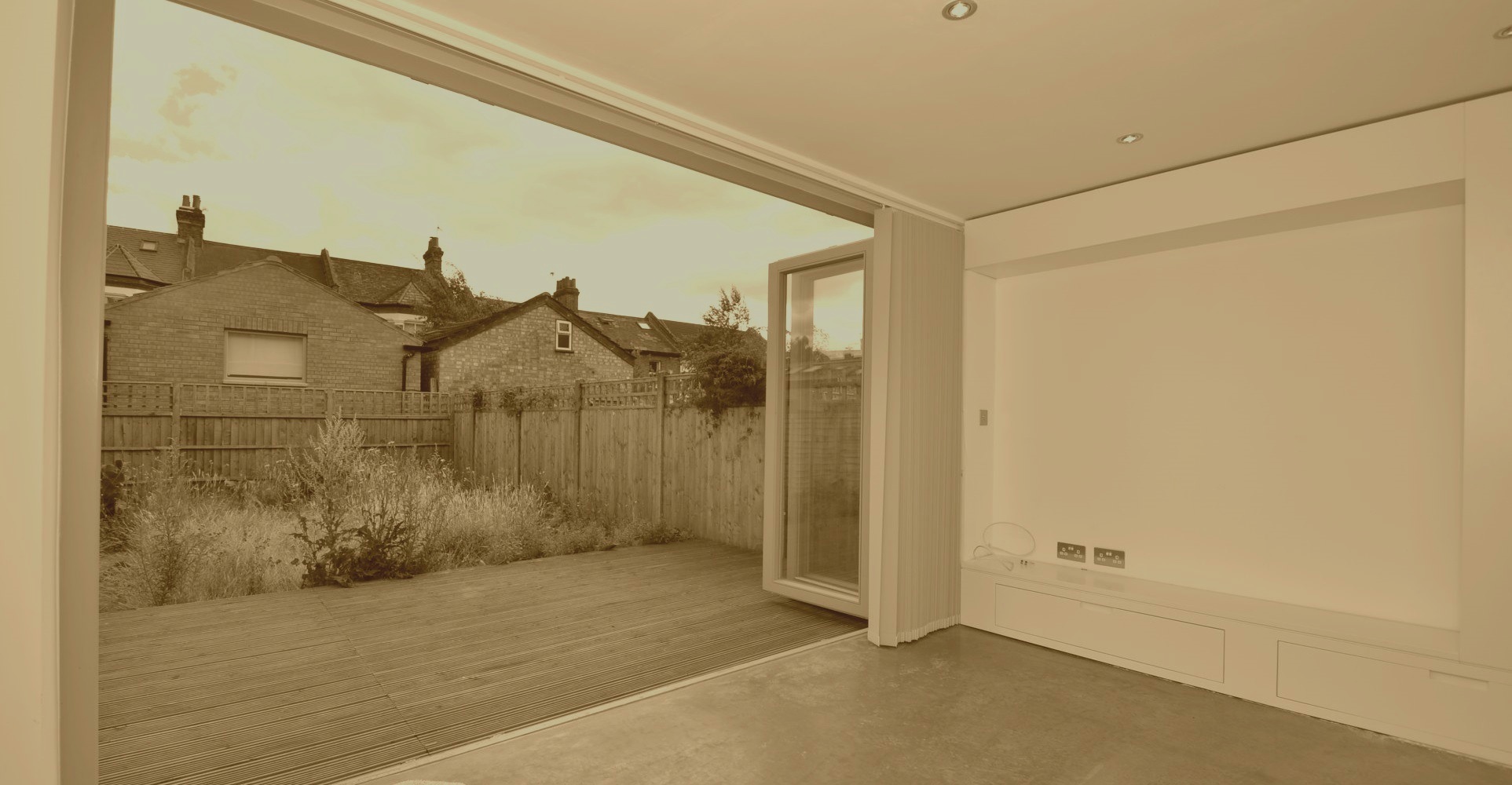 Slider, Glaziers in Tadworth, Kingswood, Mogador, KT20